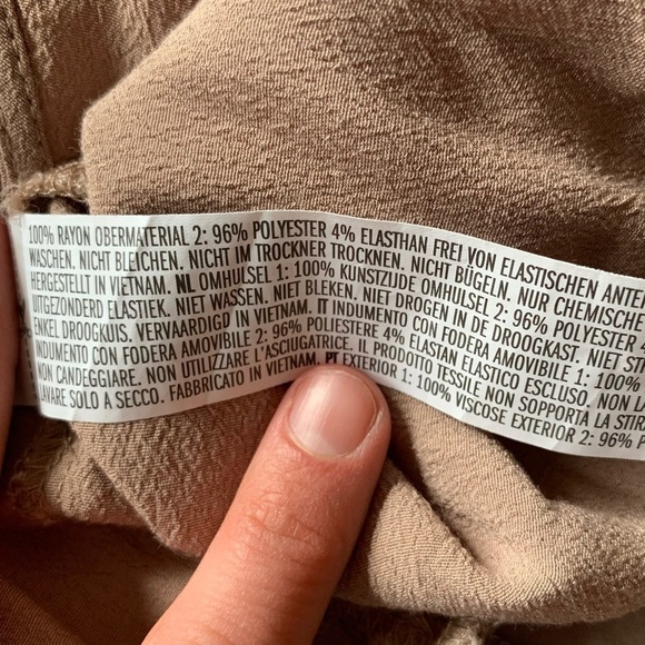 Forever 21 Tan Snap-Closure Bodysuit - Picture 3 of 10